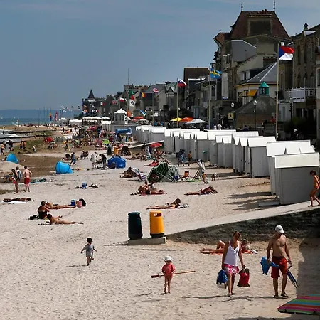 Le Cerf-volant بيت للعطل *